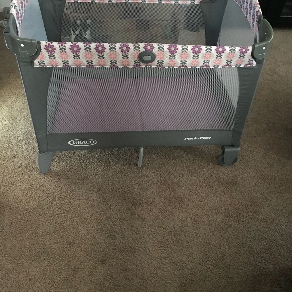 Pack&play - Picture 3 of 5